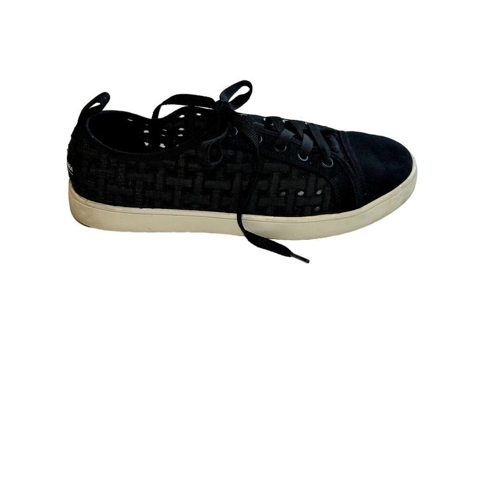 KOOLABURRA/UGG Women's Kellen Low Lace Canvas Sneaker Shoes Black Size 9